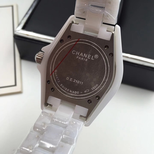 シャネル時計素材ディテール